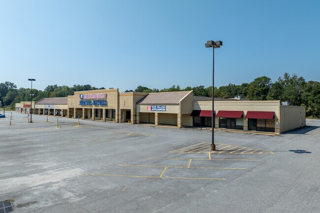 More details for River Square Marketplace | Value-Add – Retail for Auction, Columbus, GA